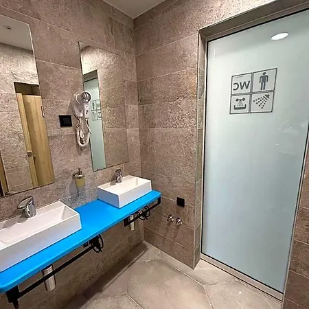 Hostelum * Umag