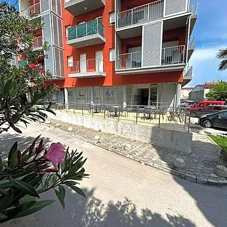 Hostelum Hotel Umago