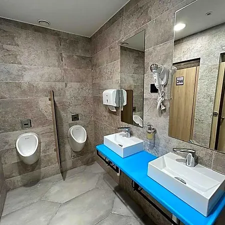 Hostelum Hotel